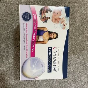 Freemie collection cups, never used! In sealed box